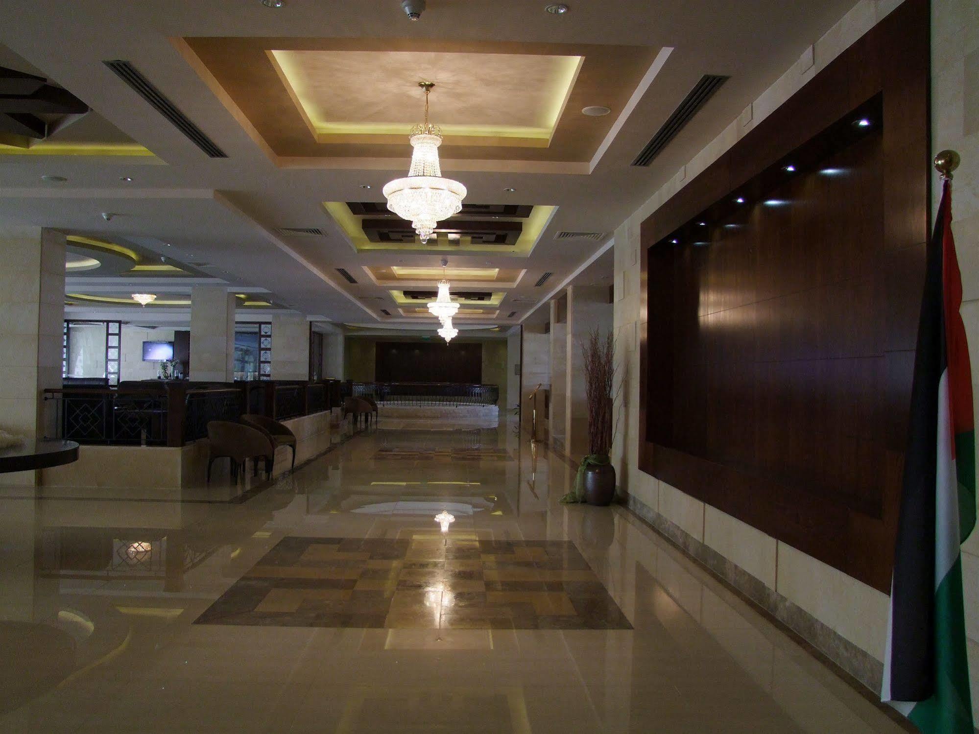 Manger Square Hotel Вифлеем Экстерьер фото