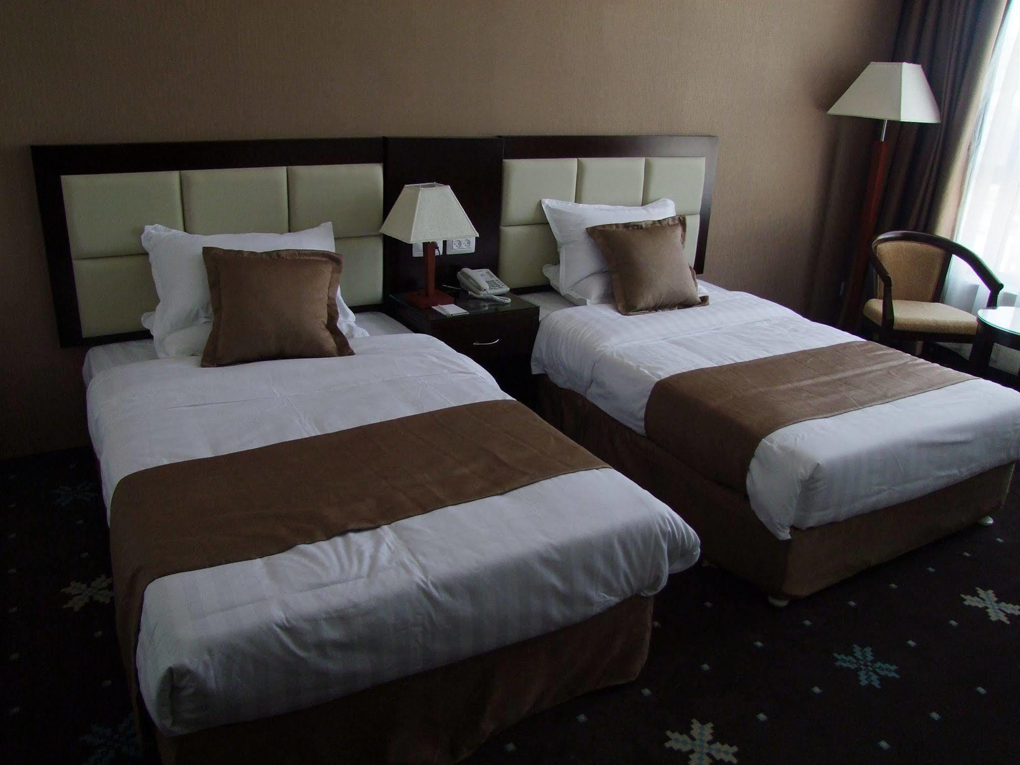 Manger Square Hotel Вифлеем Экстерьер фото