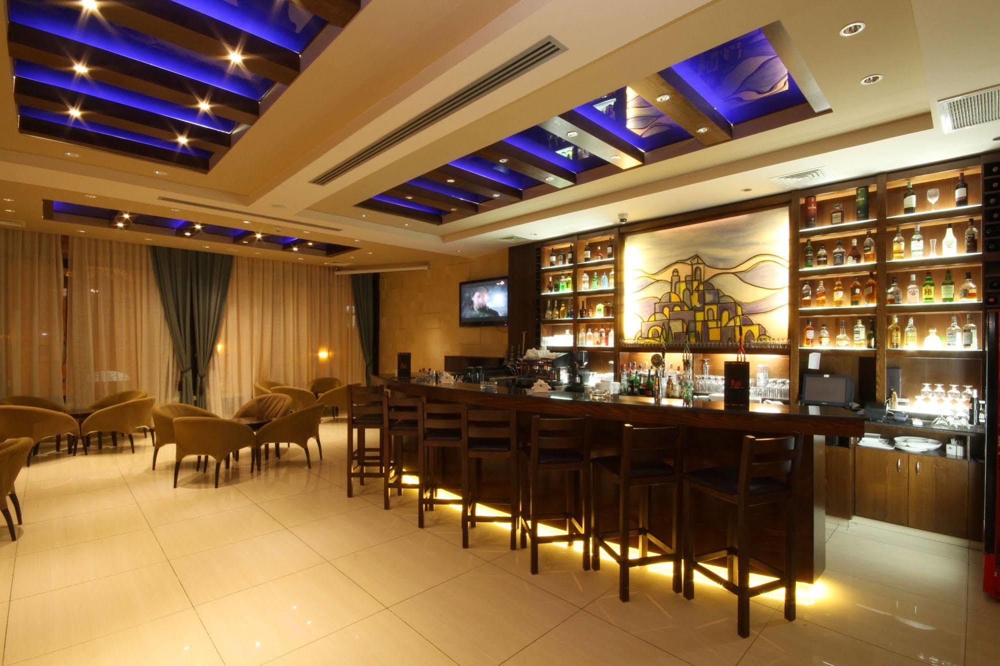 Manger Square Hotel Вифлеем Экстерьер фото